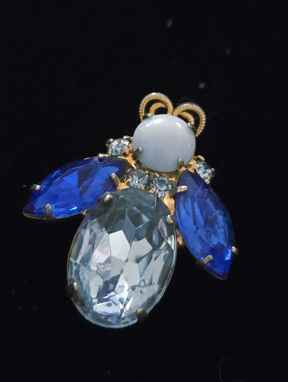 Vintage Elegant Blue Crystal Bee Brooch - Women Jewelry